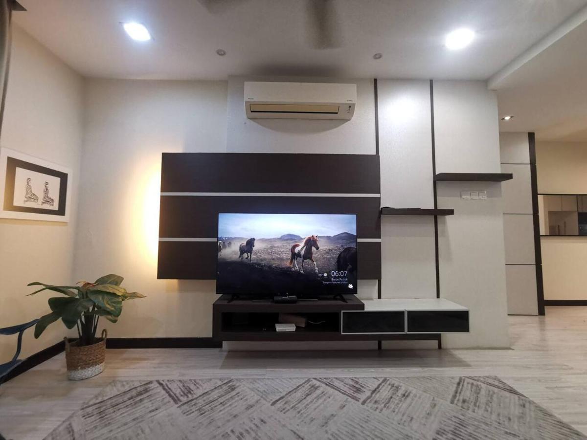 Enarahomes Shah Alam Extérieur photo
