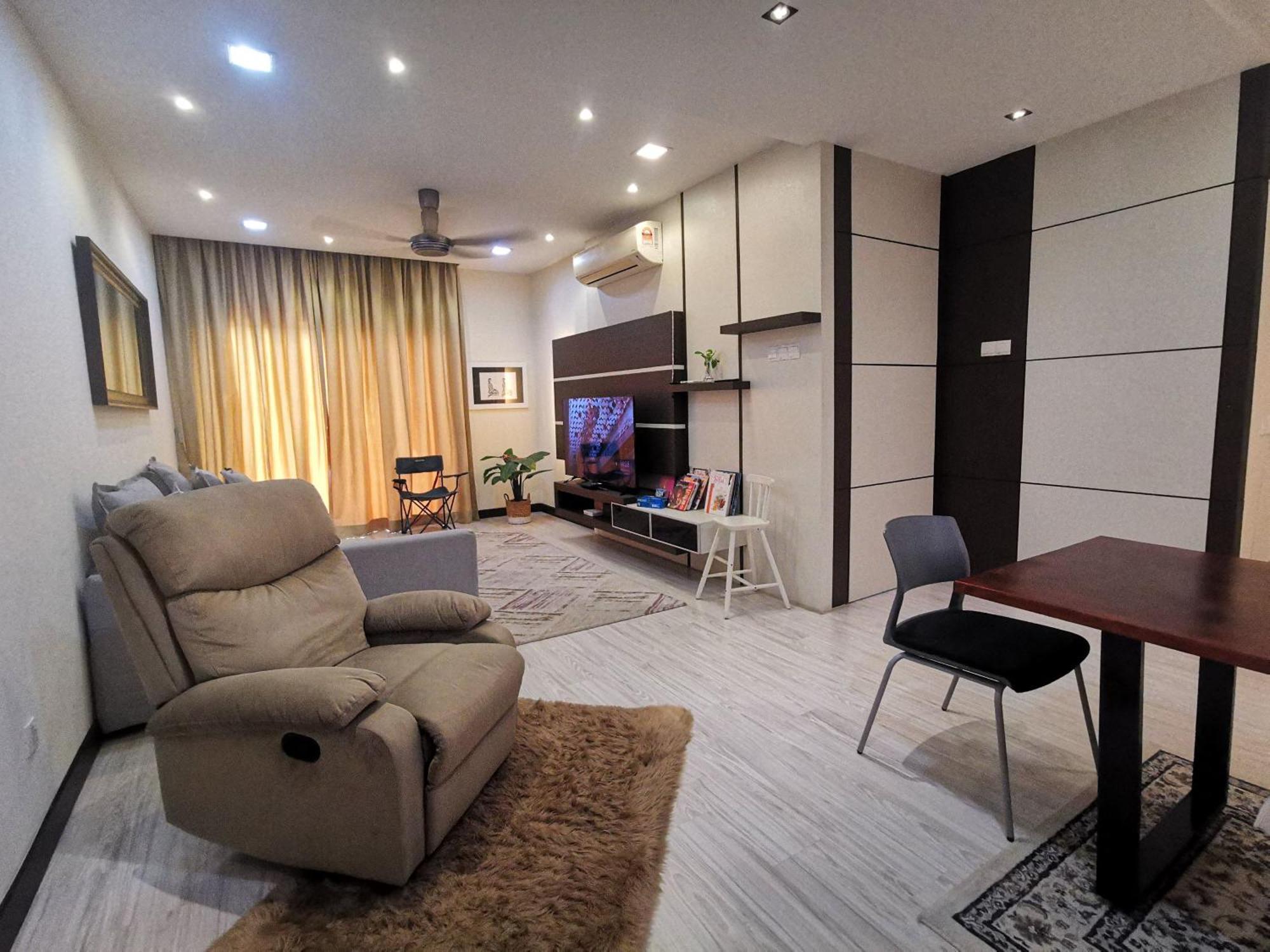 Enarahomes Shah Alam Extérieur photo